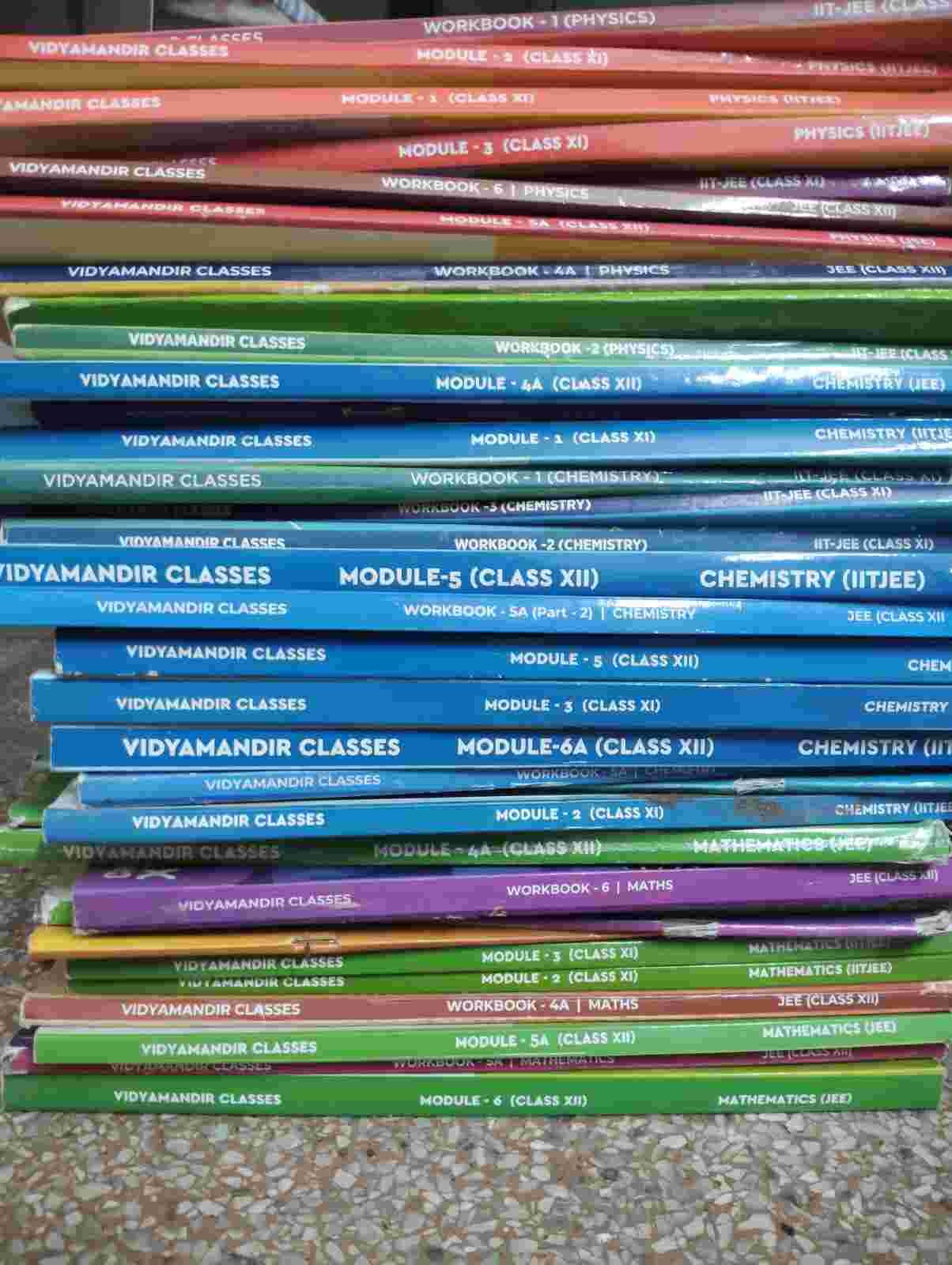 VMC MODULES WORKBOOK AND SOLUTIONS (JEE MAINS)